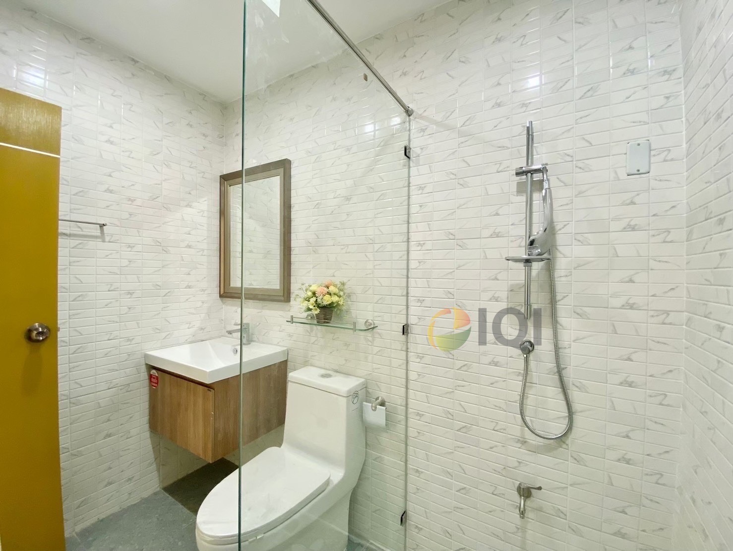 Commercial for sale Busarakam The Luxx Sala image