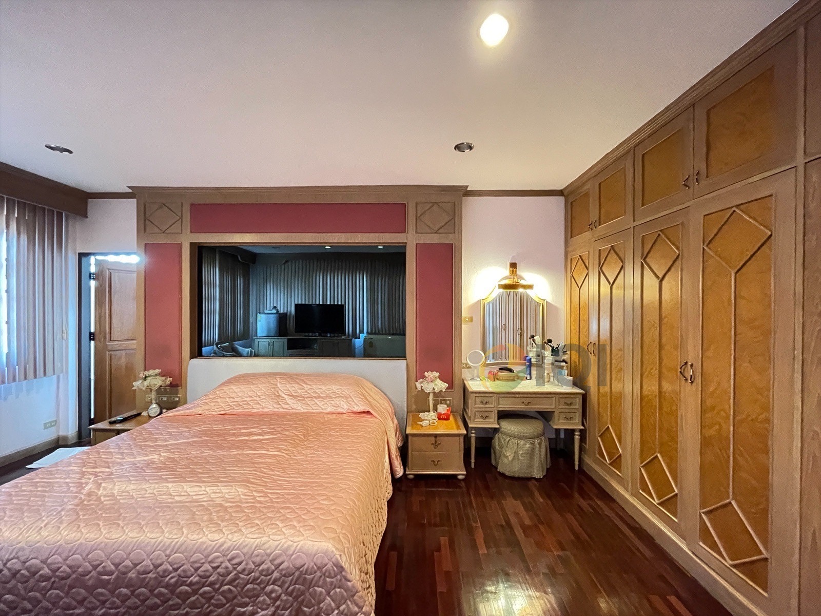 Two-storey detached house in Soi Punnawithi 29, Sukhumvit Soi 101, Bangkok. image