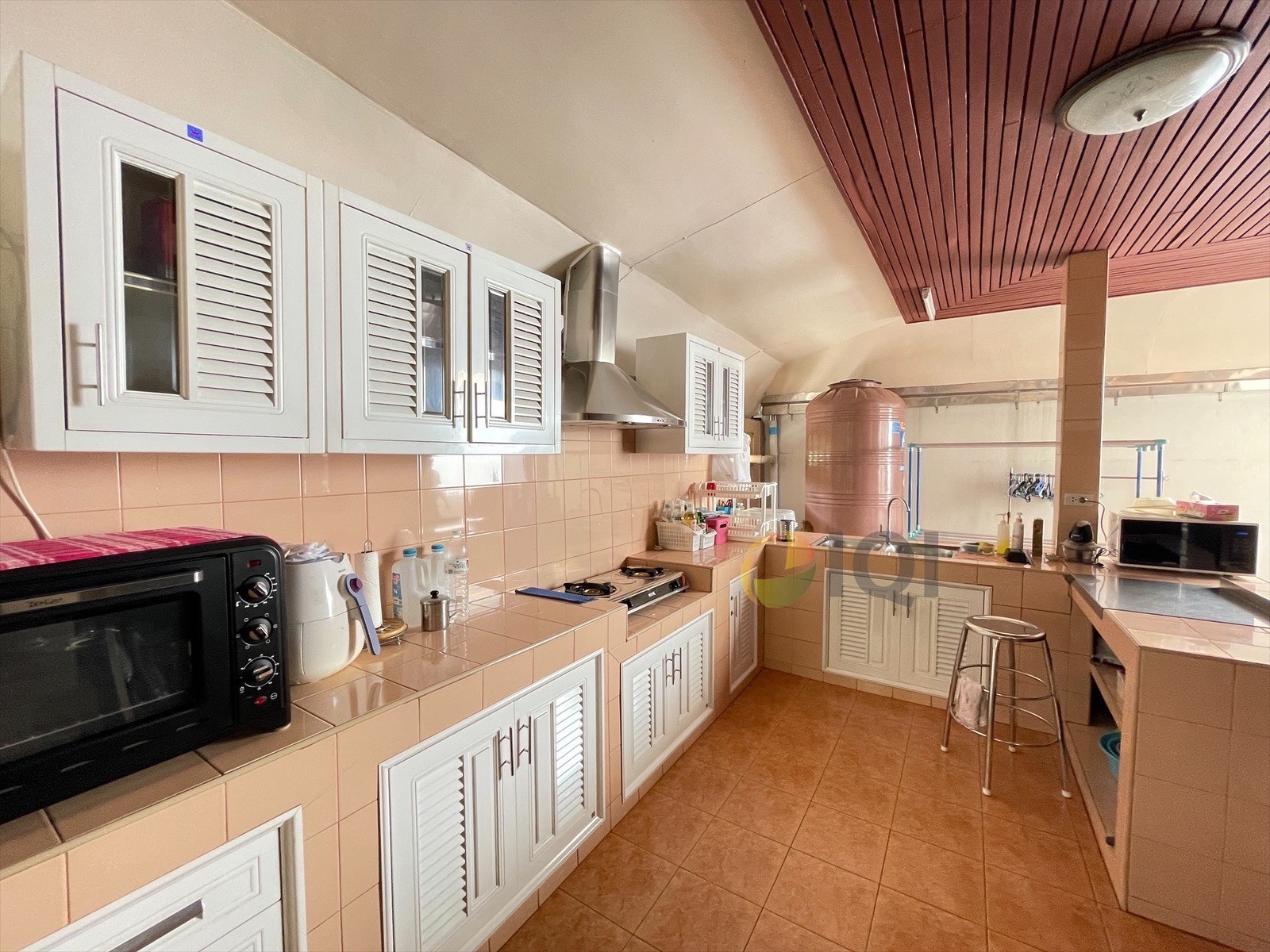 Two-storey detached house in Soi Punnawithi 29, Sukhumvit Soi 101, Bangkok. image