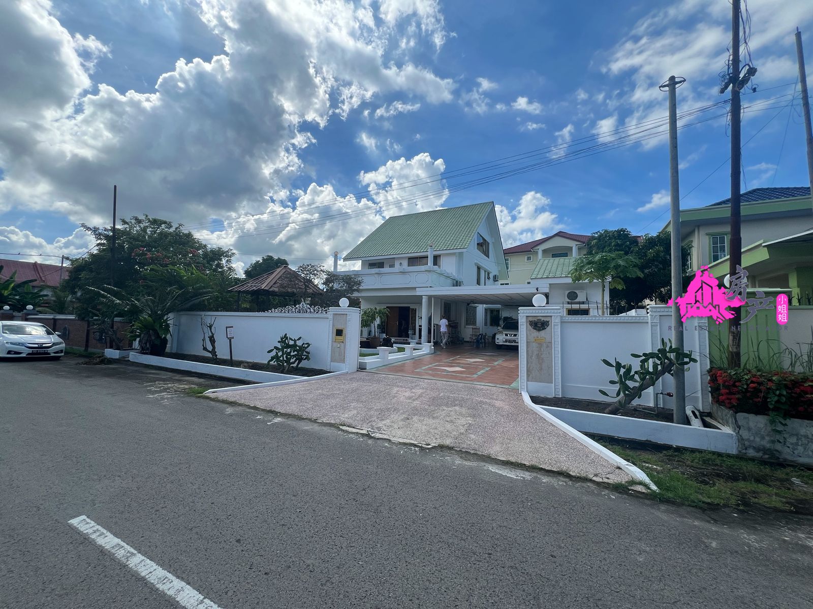 𝐓𝐀𝐌𝐀𝐍 𝐒𝐓𝐀𝐑𝐋𝐀𝐍𝐃 𝐏𝐄𝐍𝐀𝐌𝐏𝐀𝐍𝐆 𝐁𝐔𝐍𝐆𝐀𝐋𝐎𝐖 𝐊𝐎𝐓𝐀 𝐊𝐈𝐍𝐀𝐁𝐀𝐋𝐔 image