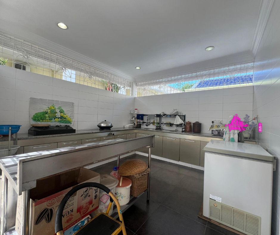 𝐓𝐀𝐌𝐀𝐍 𝐒𝐓𝐀𝐑𝐋𝐀𝐍𝐃 𝐏𝐄𝐍𝐀𝐌𝐏𝐀𝐍𝐆 𝐁𝐔𝐍𝐆𝐀𝐋𝐎𝐖 𝐊𝐎𝐓𝐀 𝐊𝐈𝐍𝐀𝐁𝐀𝐋𝐔 image