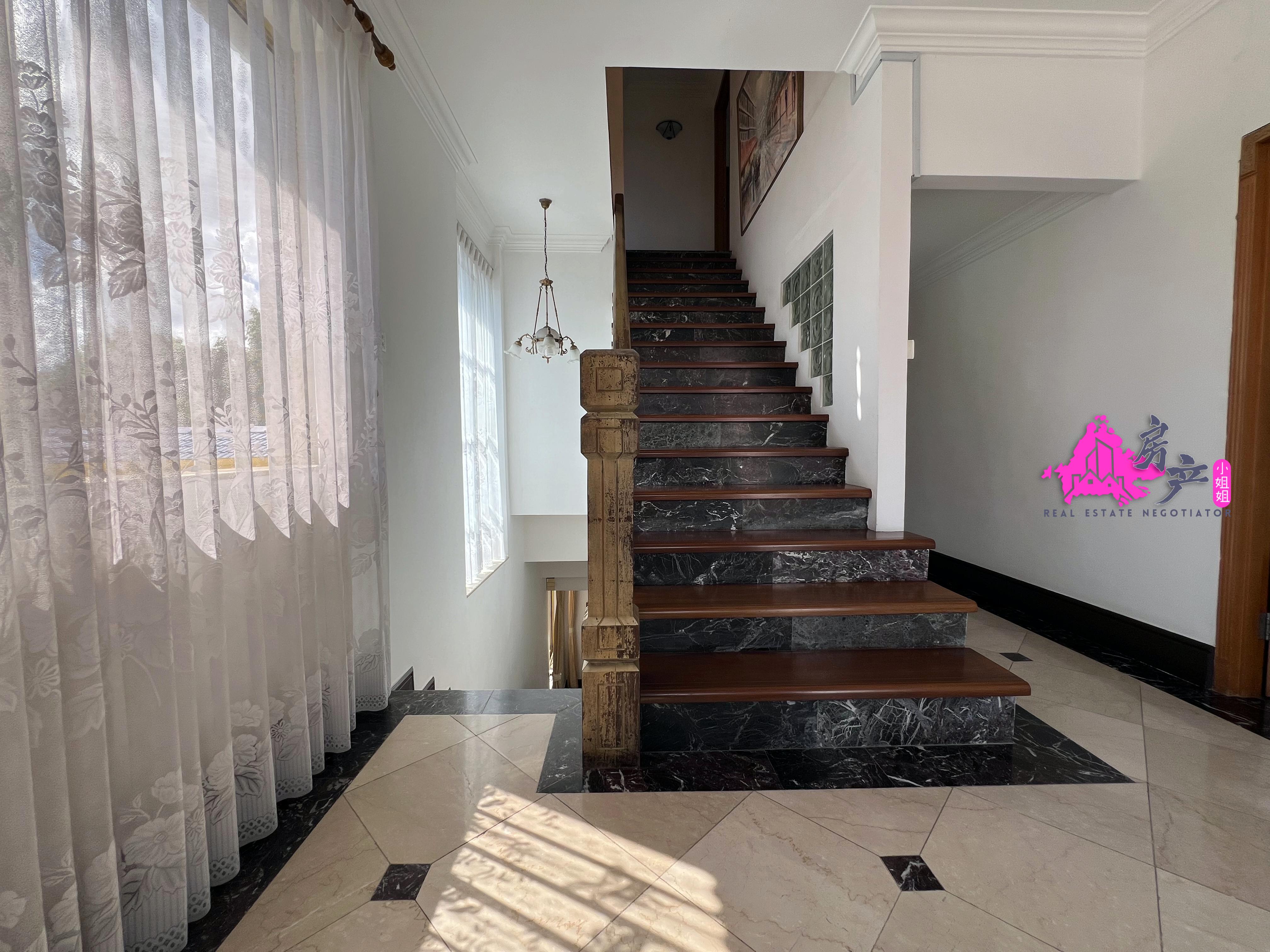 𝐓𝐀𝐌𝐀𝐍 𝐒𝐓𝐀𝐑𝐋𝐀𝐍𝐃 𝐏𝐄𝐍𝐀𝐌𝐏𝐀𝐍𝐆 𝐁𝐔𝐍𝐆𝐀𝐋𝐎𝐖 𝐊𝐎𝐓𝐀 𝐊𝐈𝐍𝐀𝐁𝐀𝐋𝐔 image