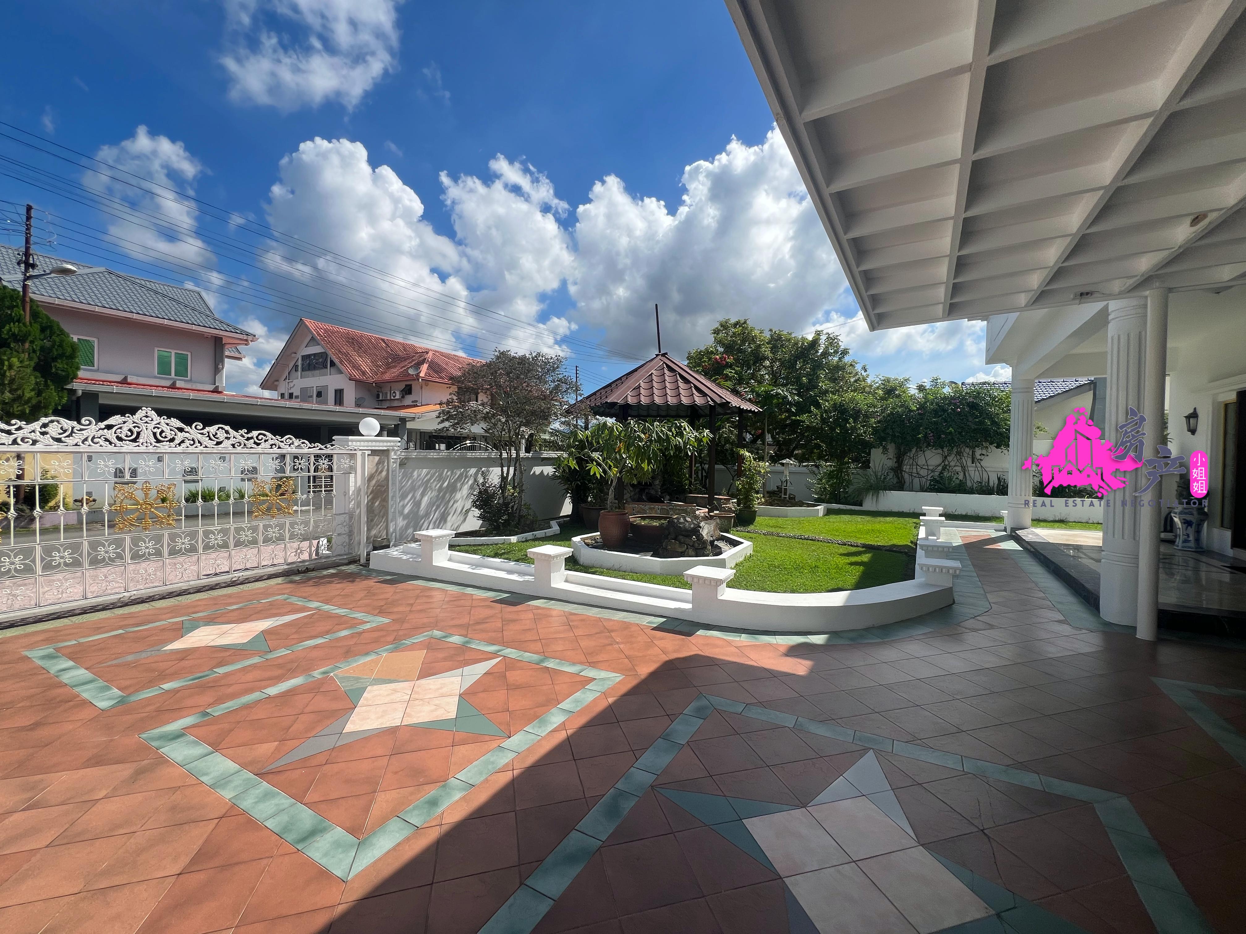 𝐓𝐀𝐌𝐀𝐍 𝐒𝐓𝐀𝐑𝐋𝐀𝐍𝐃 𝐏𝐄𝐍𝐀𝐌𝐏𝐀𝐍𝐆 𝐁𝐔𝐍𝐆𝐀𝐋𝐎𝐖 𝐊𝐎𝐓𝐀 𝐊𝐈𝐍𝐀𝐁𝐀𝐋𝐔 image