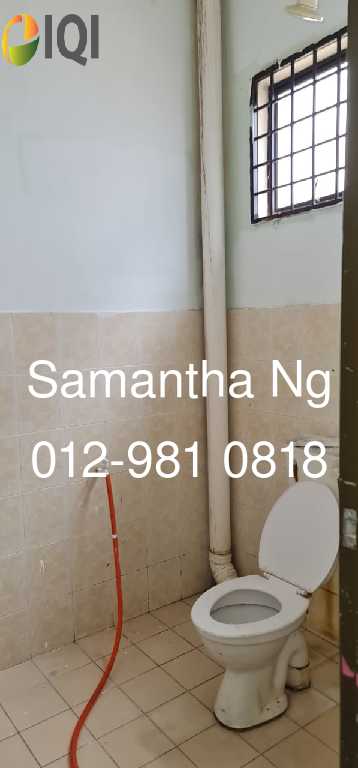 3 Storey Shop Lot for Sale, Batu 6 image