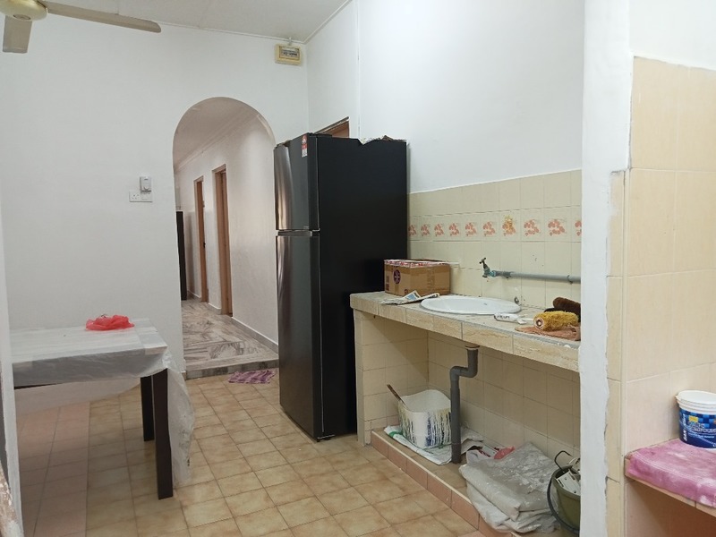 Taman Gunung View, Ampang, Gunung Rapat IQI Global