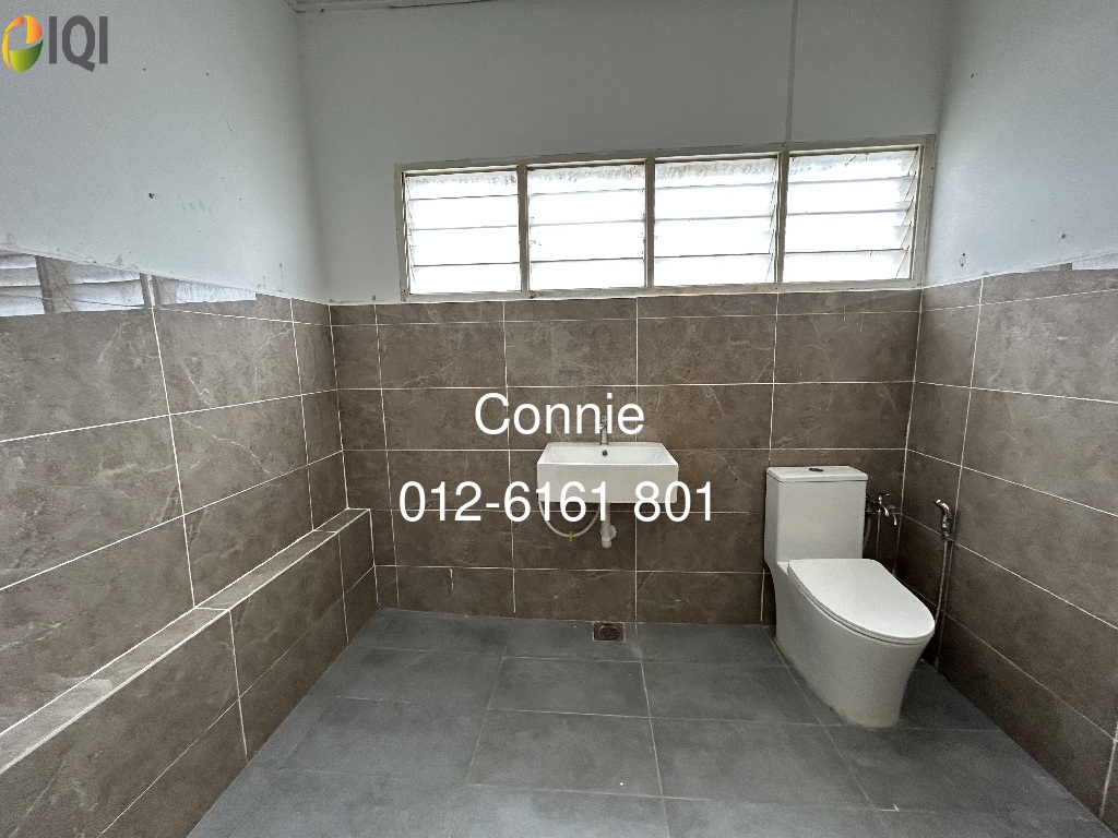 DOUBLE STOREY BUNGALOW @ JLN DATO KLANA, LAKE GARDEN image