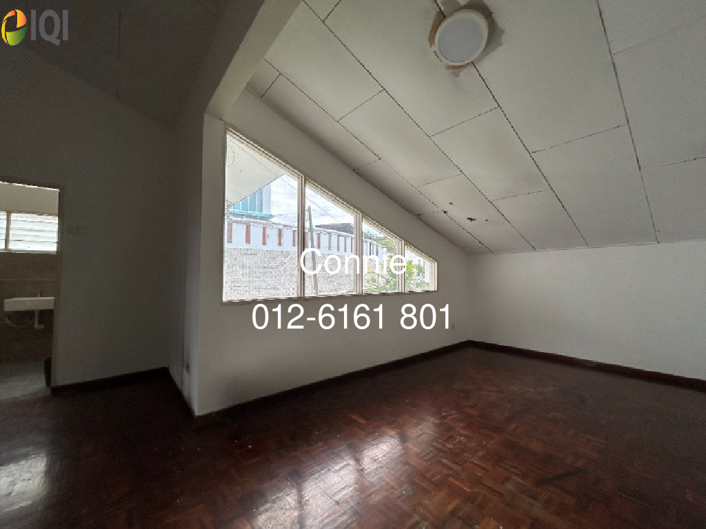 DOUBLE STOREY BUNGALOW @ JLN DATO KLANA, LAKE GARDEN image