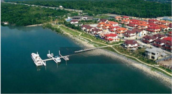 Glenmarie Cove image