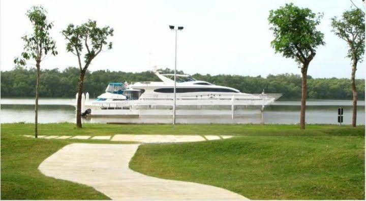 Glenmarie Cove image