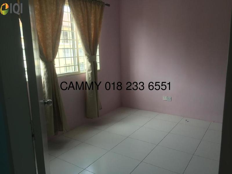 Lakeview Apartments,Selayang IQI Global