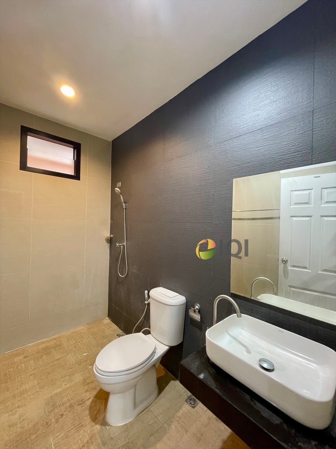 2-story detached house for sale in Soi Nawamin 24 near The Mall Bangkapi. image