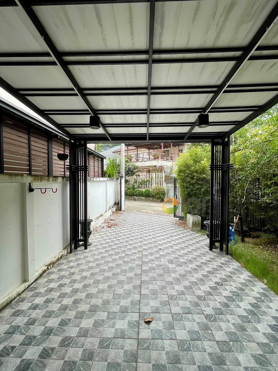 2-story detached house for sale in Soi Nawamin 24 near The Mall Bangkapi. image