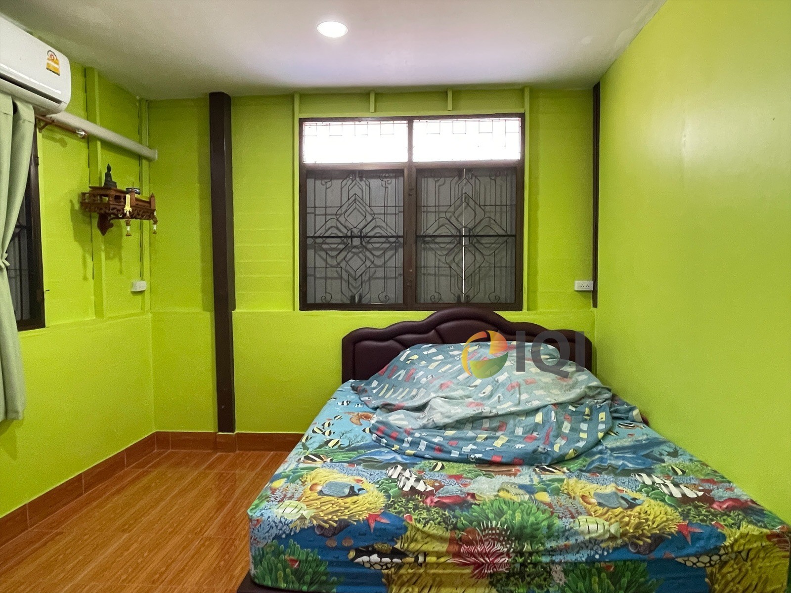 Land for sale with building It is a vacation home with a sea bass pond around the house.  For sale 7,000,000 baht Phra Samut Chedi District Samut Prakan Province image