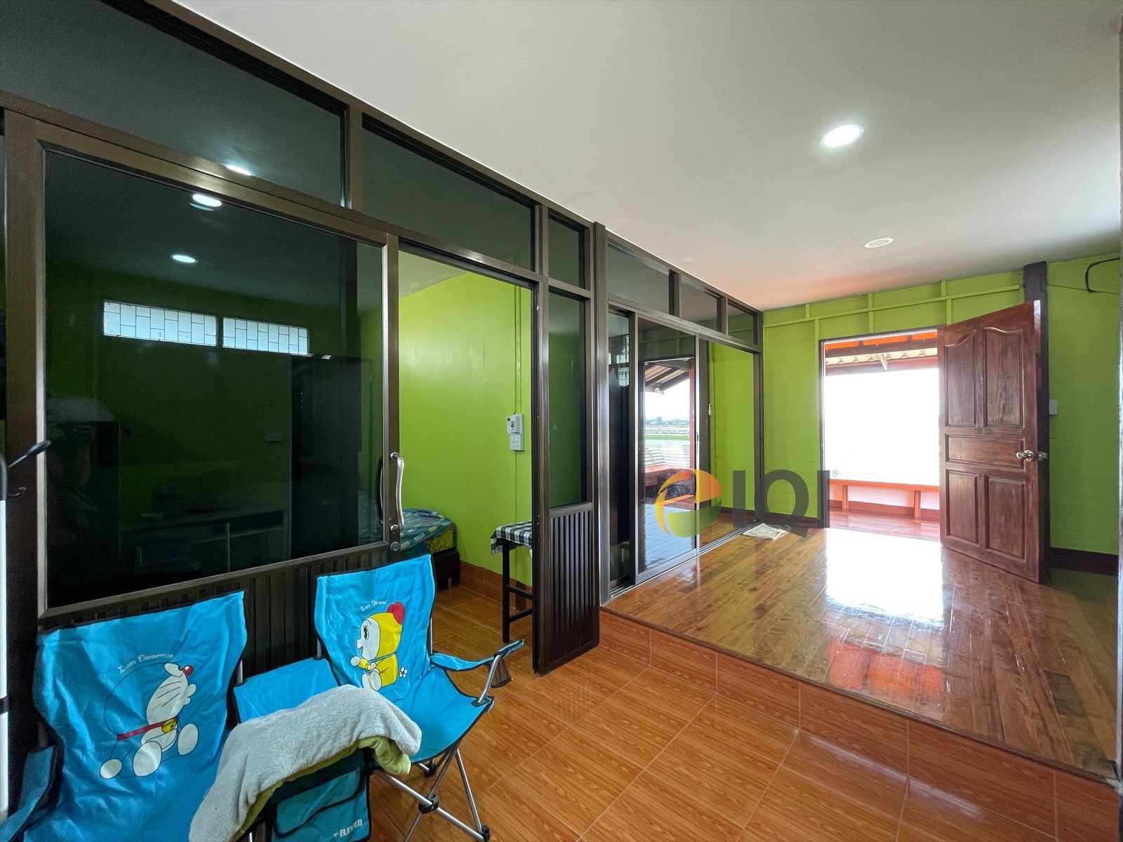 Land for sale with building It is a vacation home with a sea bass pond around the house.  For sale 7,000,000 baht Phra Samut Chedi District Samut Prakan Province image