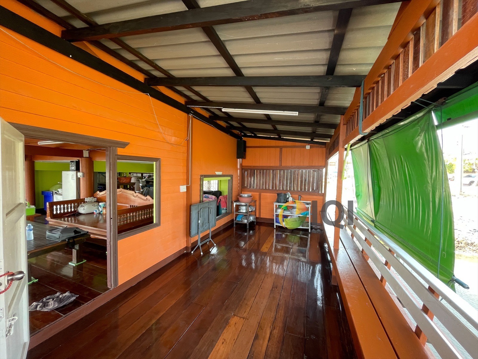 Land for sale with building It is a vacation home with a sea bass pond around the house.  For sale 7,000,000 baht Phra Samut Chedi District Samut Prakan Province image