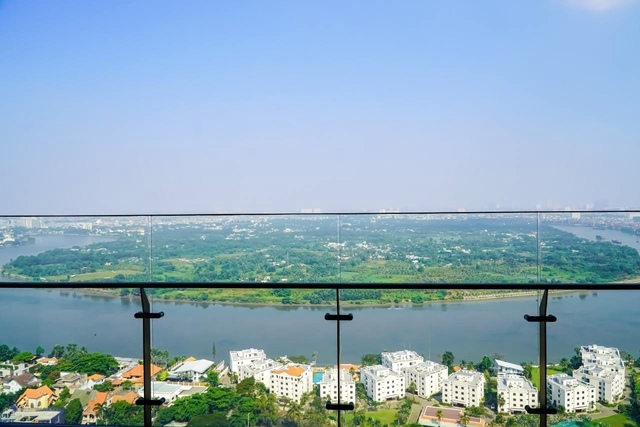 THE LAST PENTHOUSE IN THAO DIEN - FRASERS DEVELOPER image
