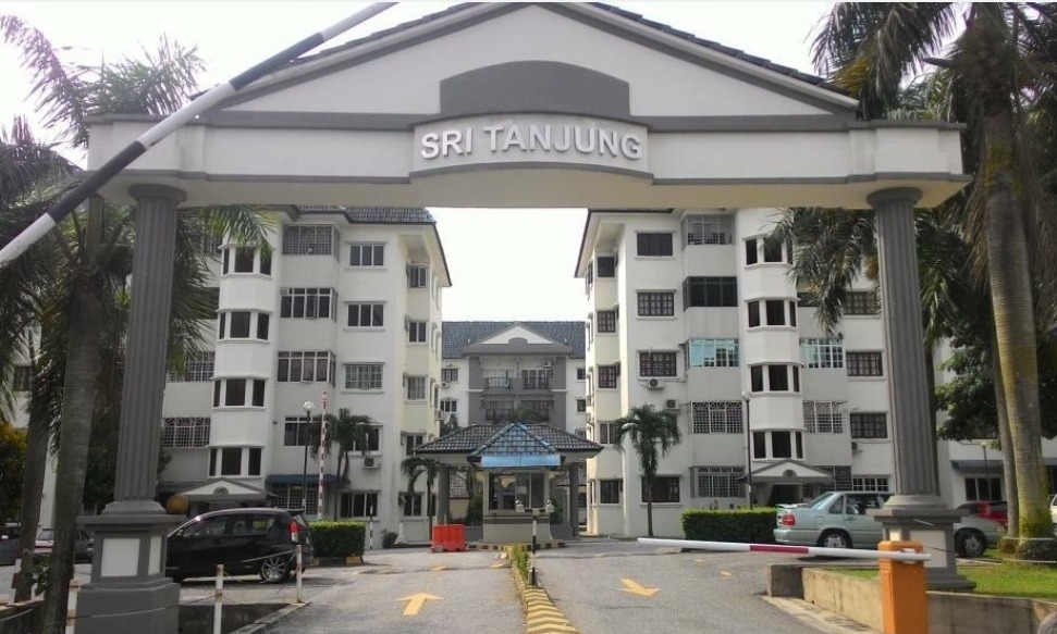 Sri Tanjung Apartment image