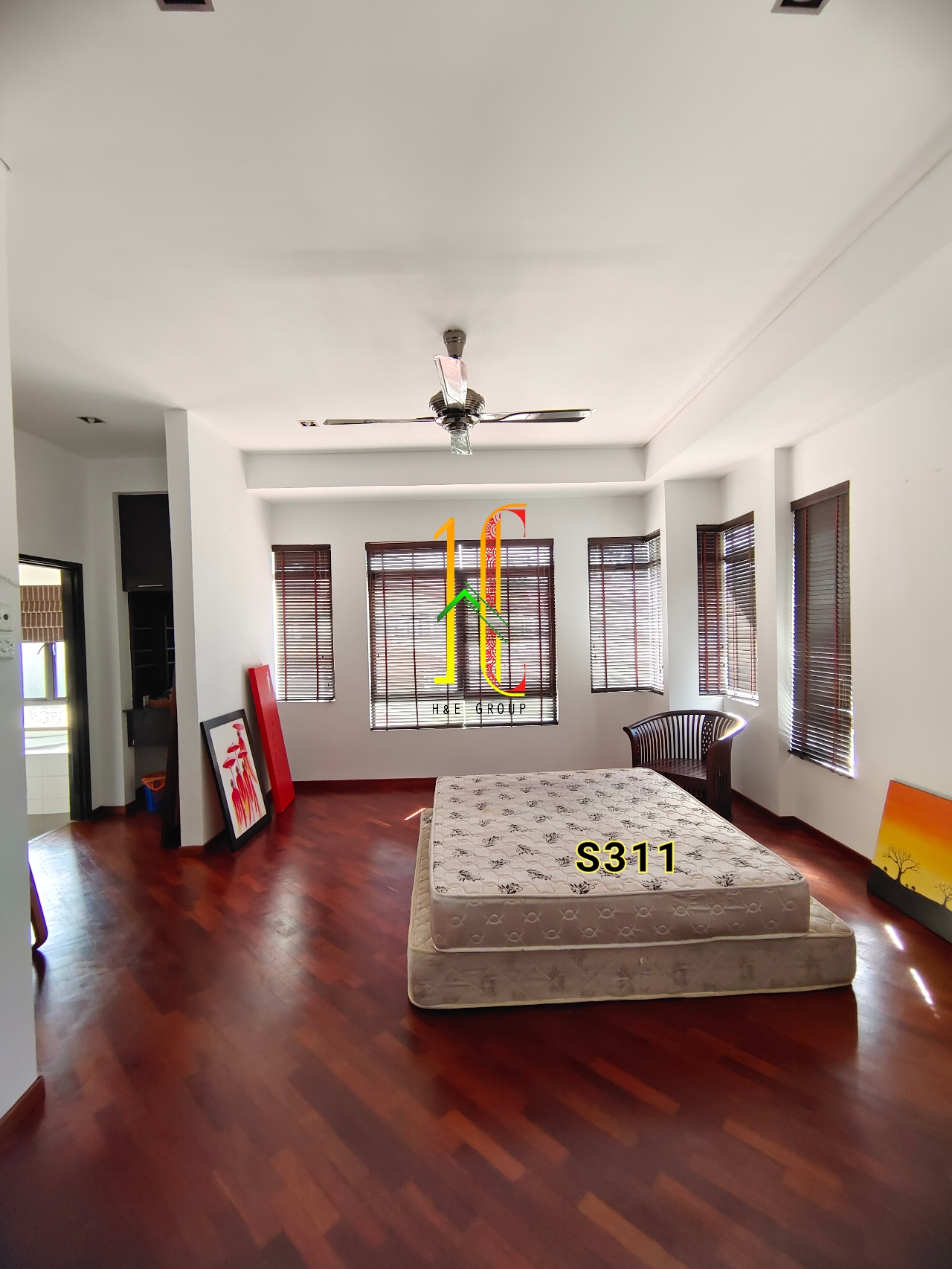 Glenmarie Cove image