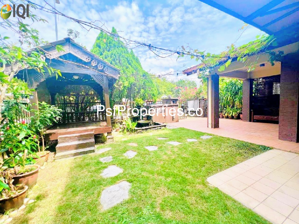 Bukit Jelutong image