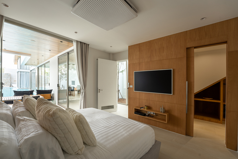 4 Bedroom Pool Villa Near Bangtao Beach last Unit in Private Zone