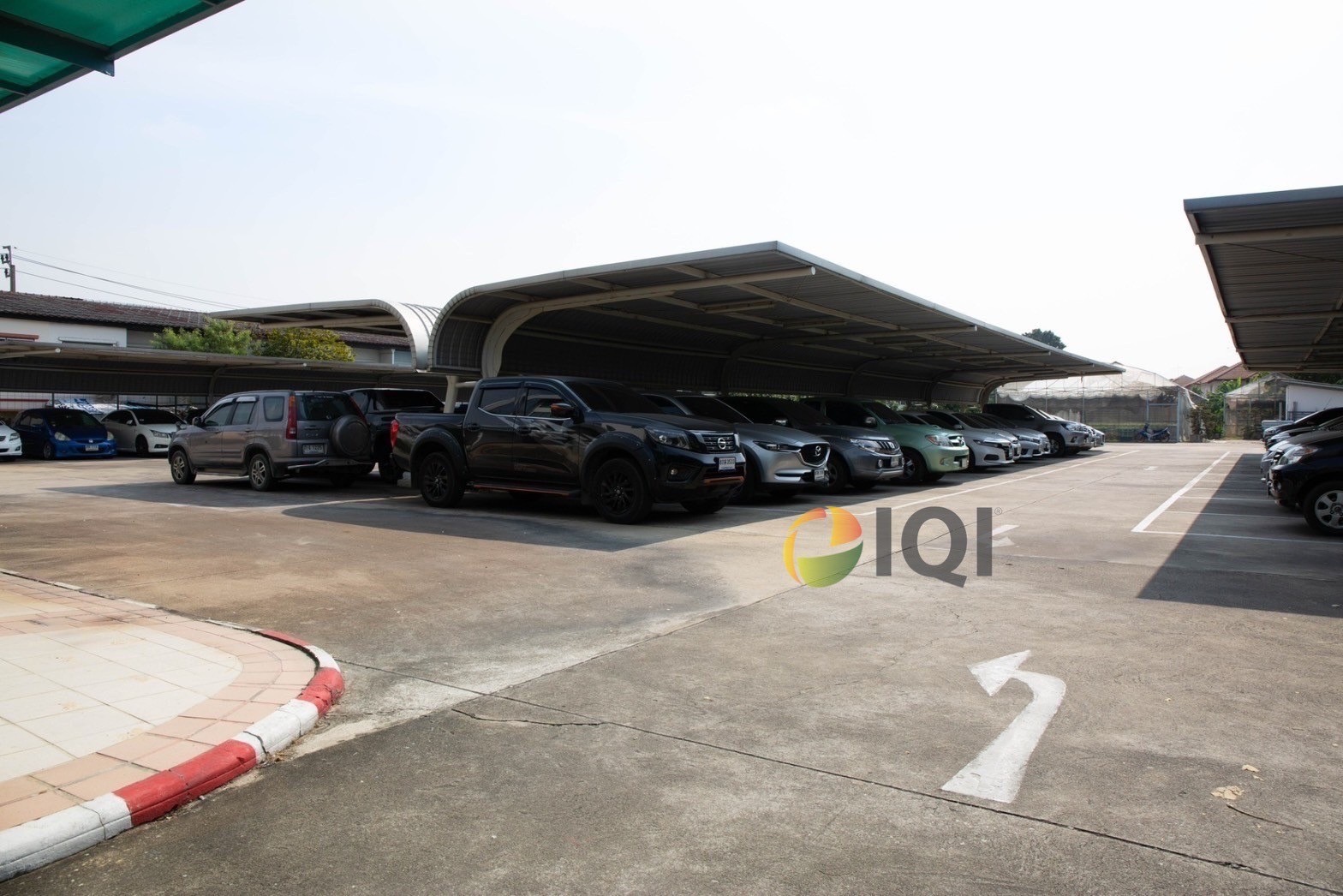 Empty land for sale with buildings 6-0-5 rai, Bang Bua Thong, Nonthaburi image