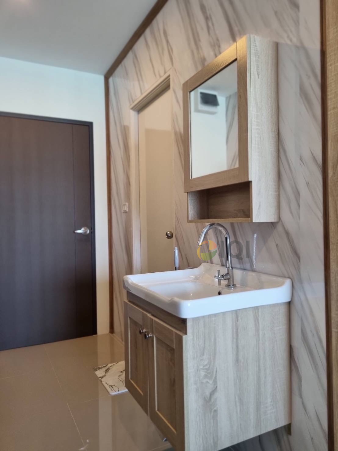 Condo for sale: Asakan Place Srinakarin, next to the main road Srinakarin-Phatthanakan, near 3 BTS lines. image