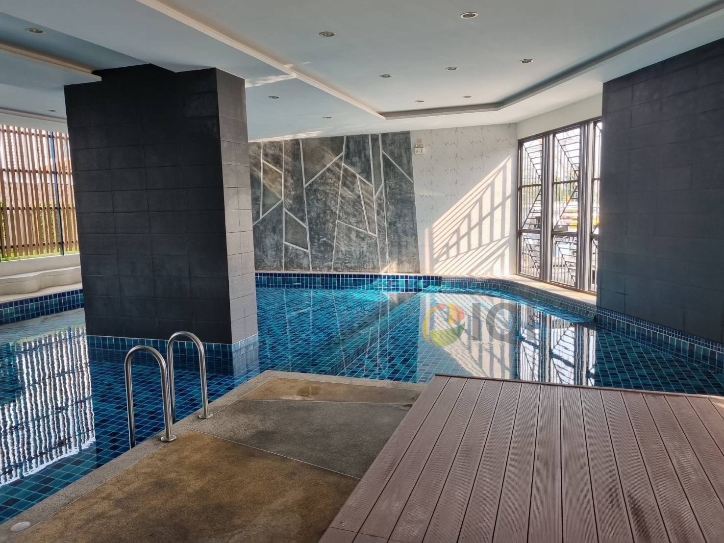 Condo for sale: Asakan Place Srinakarin, next to the main road Srinakarin-Phatthanakan, near 3 BTS lines. image