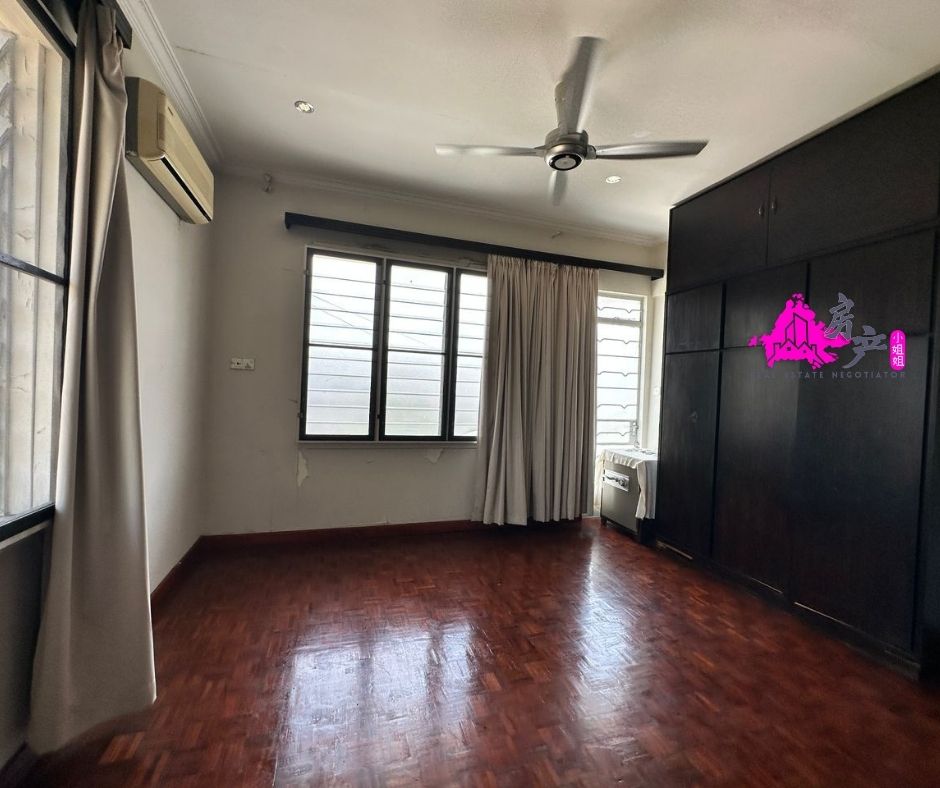 Huge Land | Taman Fortune | Semi detached image