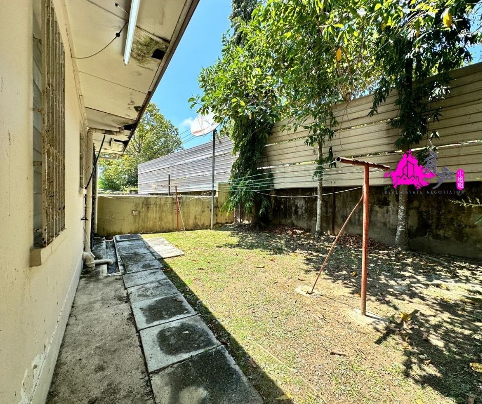 Huge Land | Taman Fortune | Semi detached image