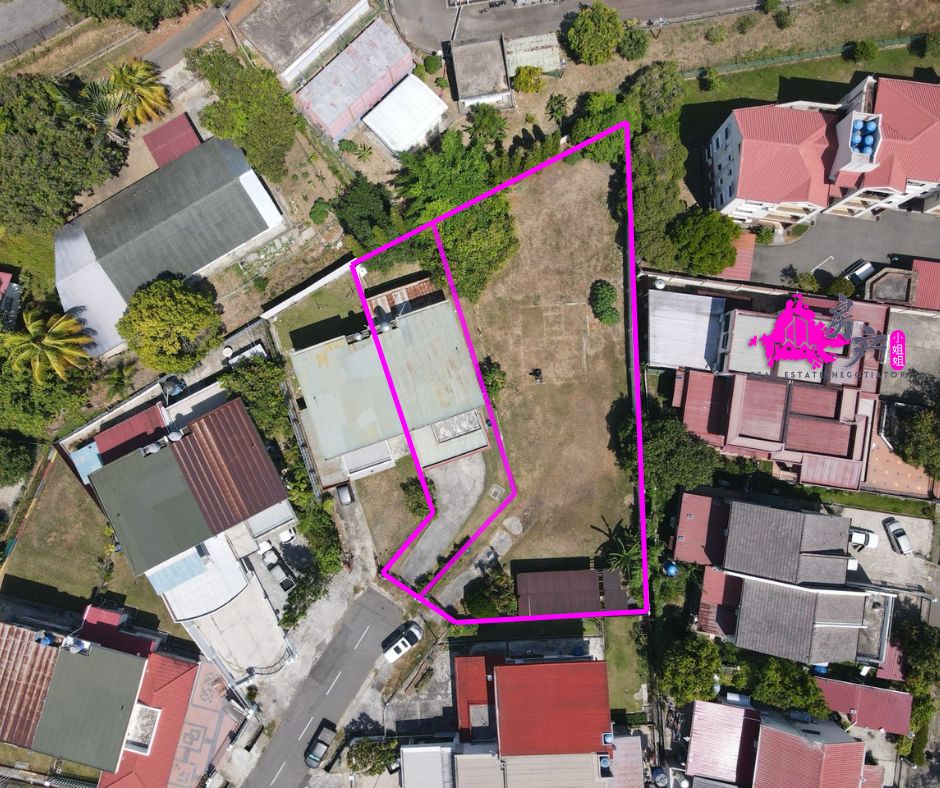 Huge Land | Taman Fortune | Semi detached image