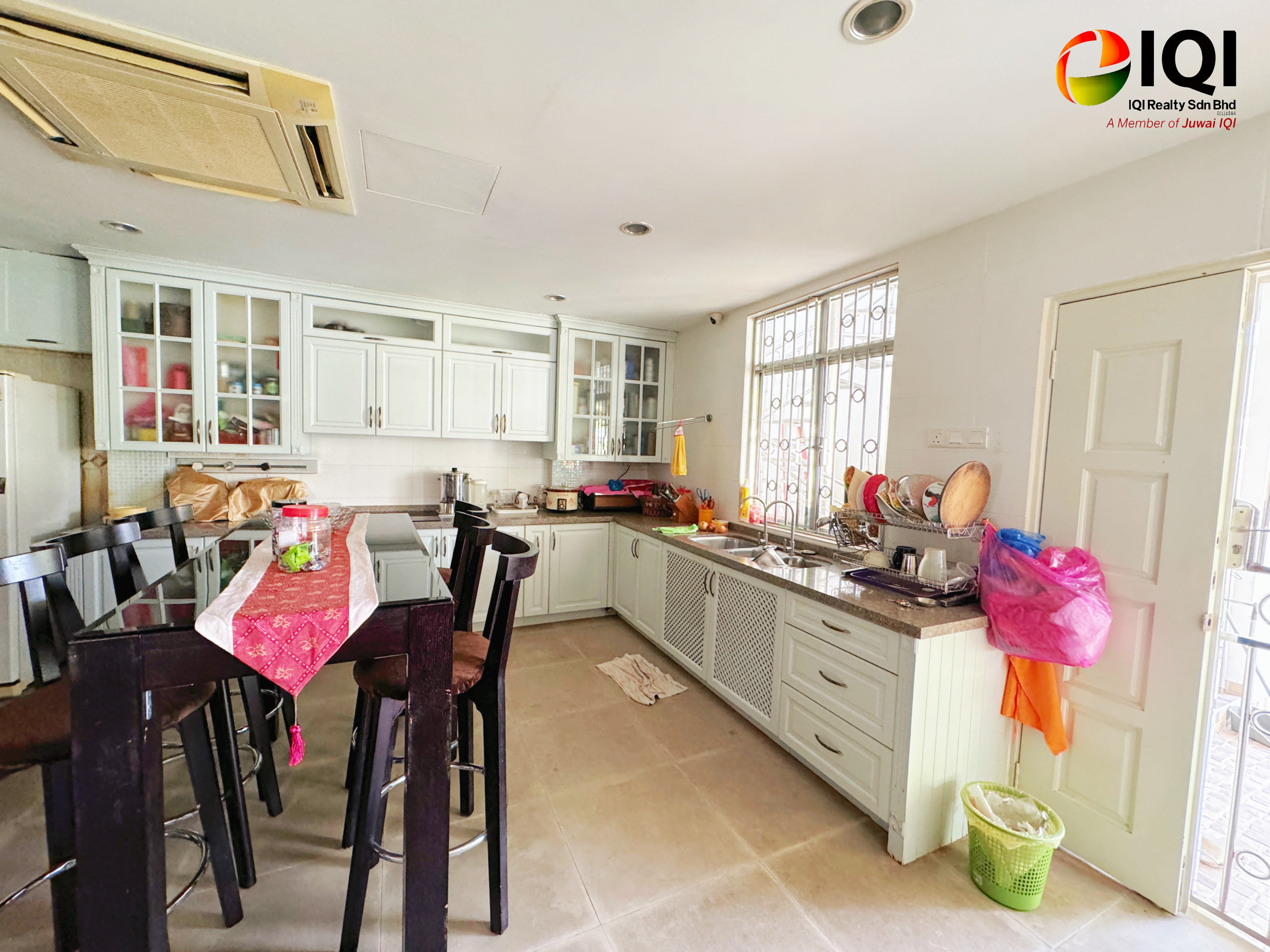 Taman Batu Maung image