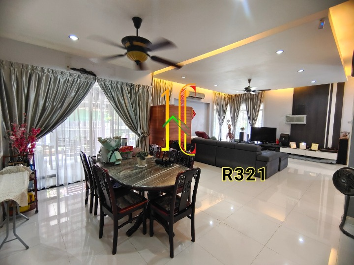 Glenmarie Cove image