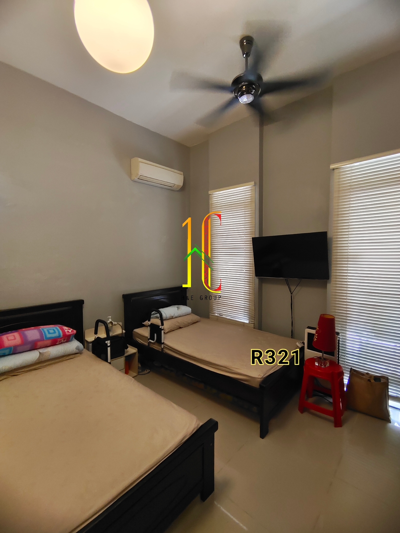 Glenmarie Cove image