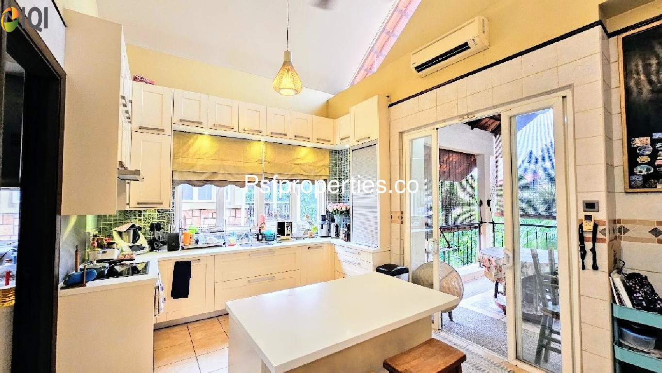 Bukit Jelutong image