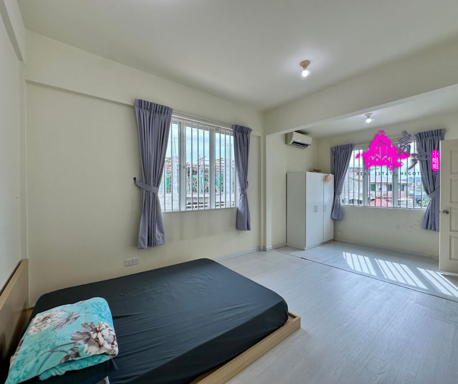 3 Storey Semi Detached Taman Likas Jaya Kota Kinabalu image