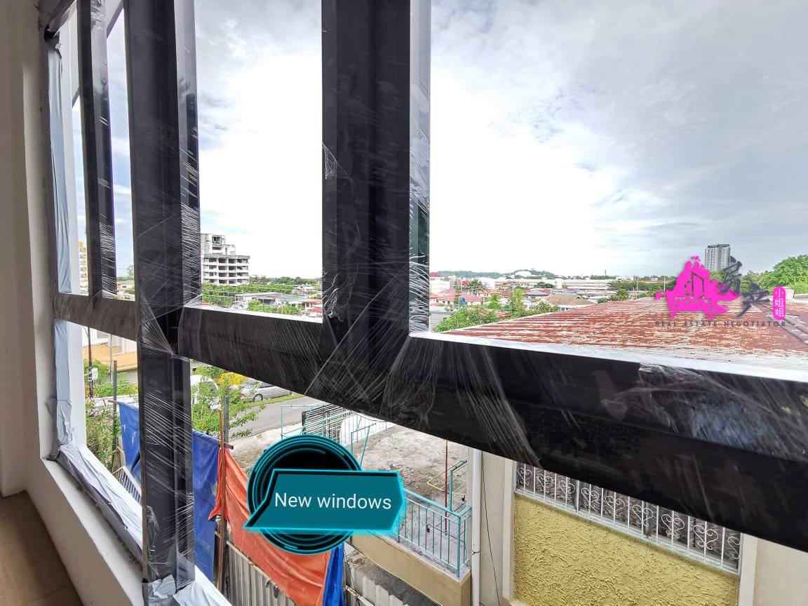 TAMAN FOOK TIN - 2 STOREY SEMI D FOR SALE- LUYANG DAMAI KK image