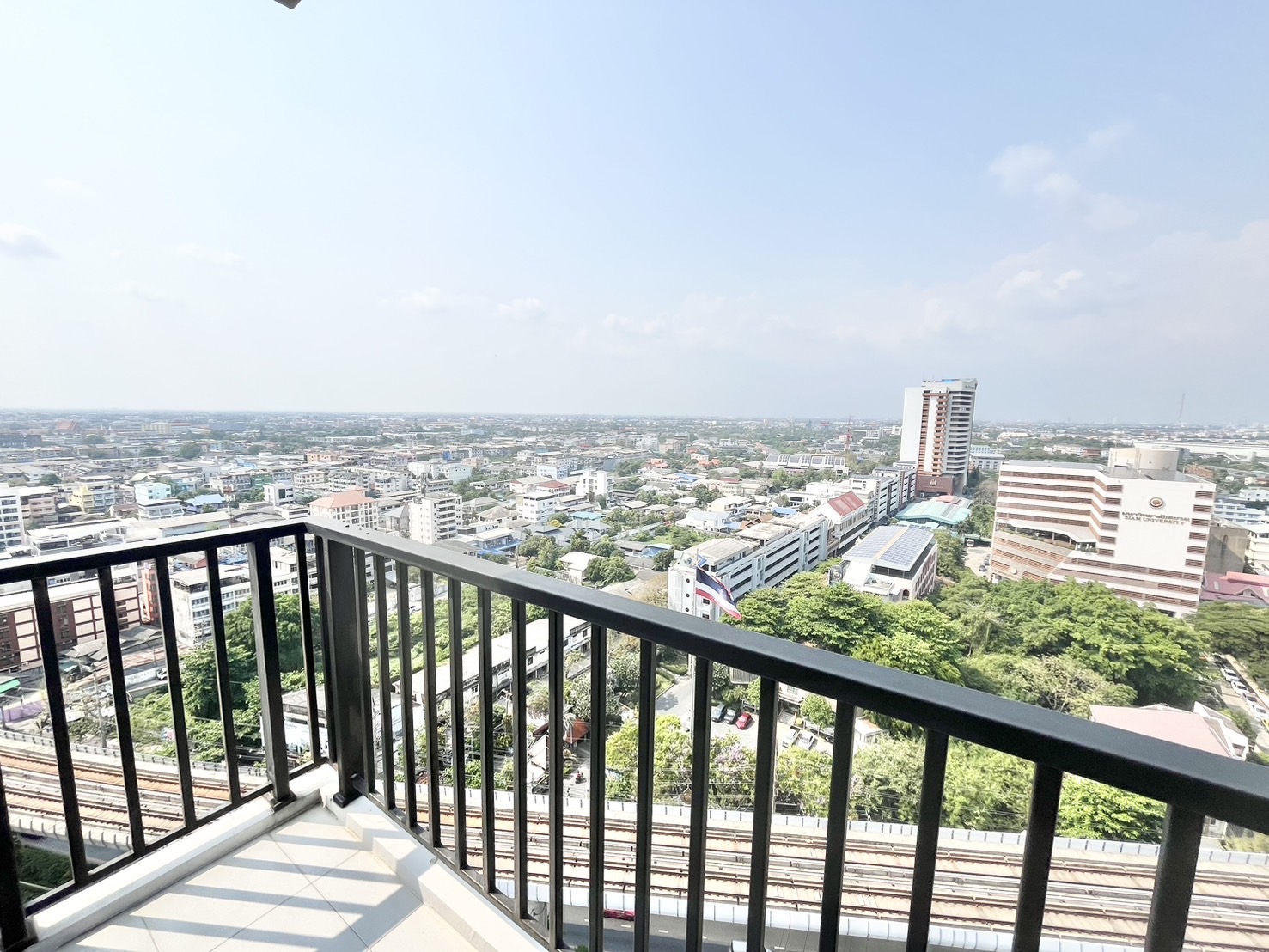 Condo for sale CHEWATHAI PHETKASEM 27   image