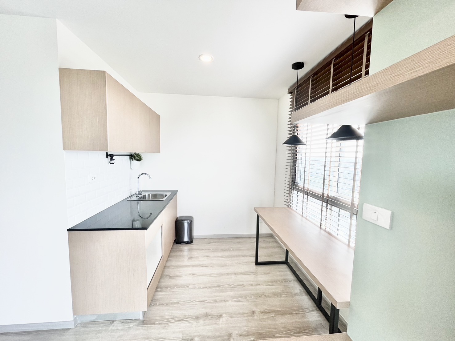 Condo for sale CHEWATHAI PHETKASEM 27   image