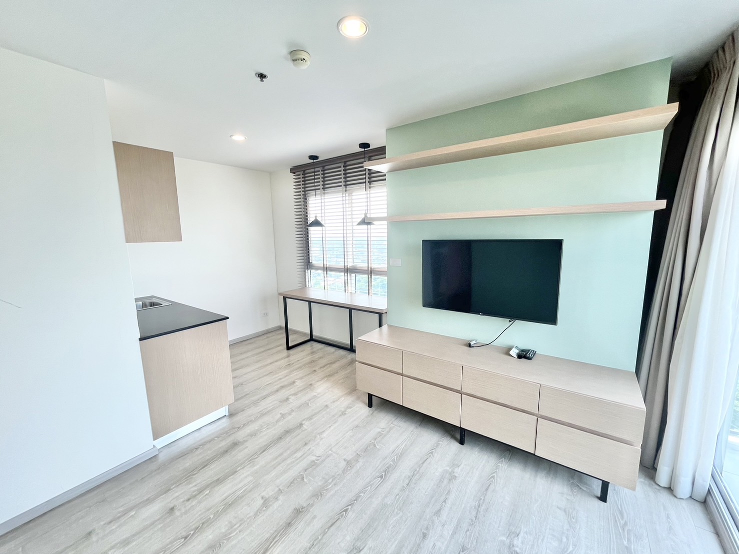 Condo for sale CHEWATHAI PHETKASEM 27   image