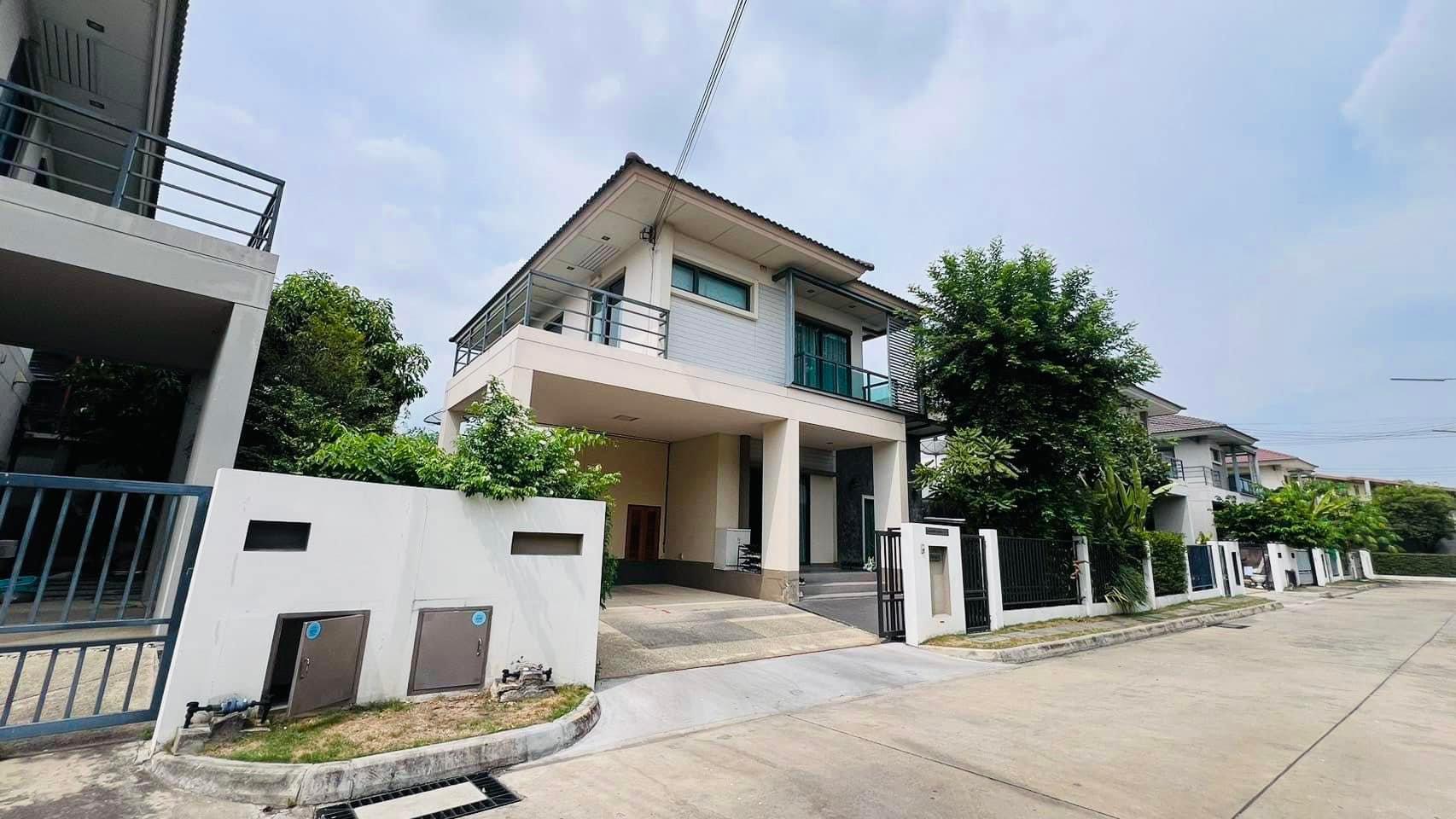 Saransiri Village Tiwanon-Chaengwattana image