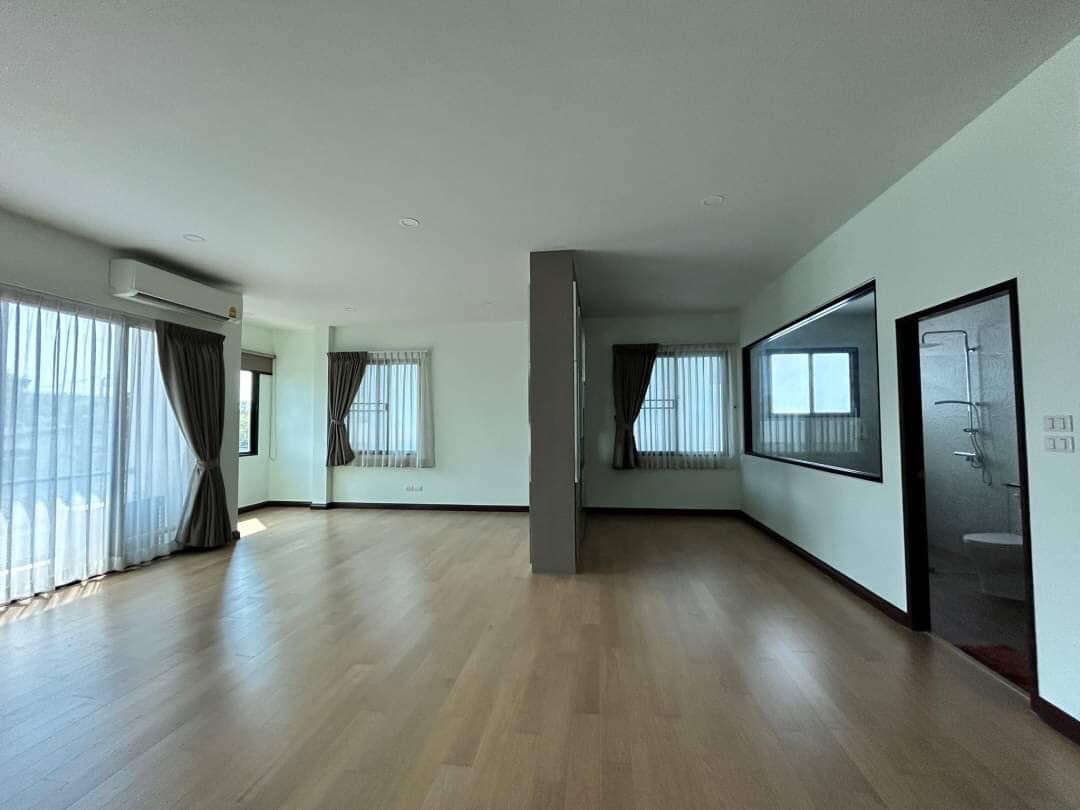 House for sale, own build, 2-story detached house, modern style, Lat Phrao 101 image