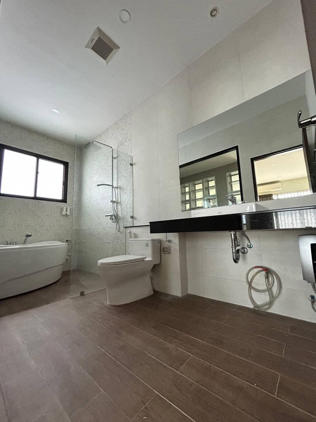 House for sale, own build, 2-story detached house, modern style, Lat Phrao 101 image