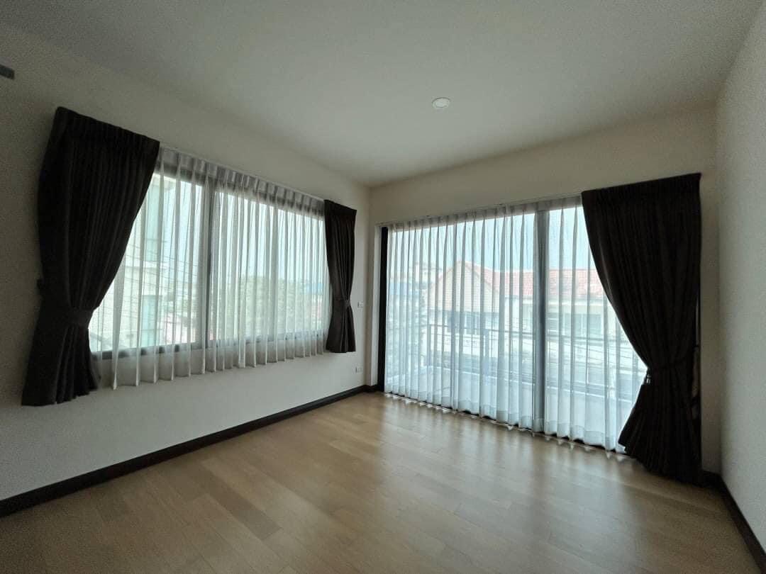 House for sale, own build, 2-story detached house, modern style, Lat Phrao 101 image