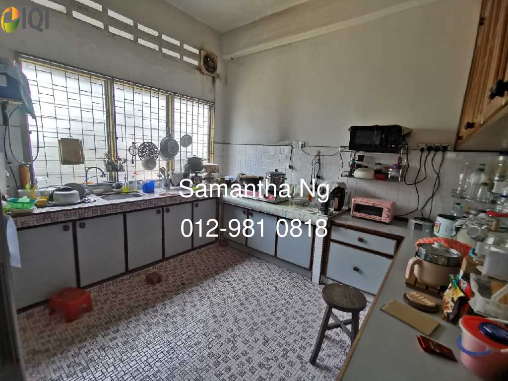 Alor Akar Double Storey Corner Lot for Sale image