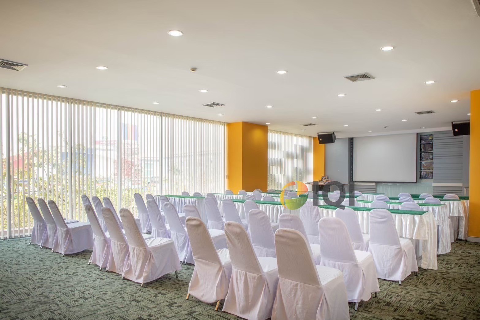 OFFICE FOR RENT KK CITY building image