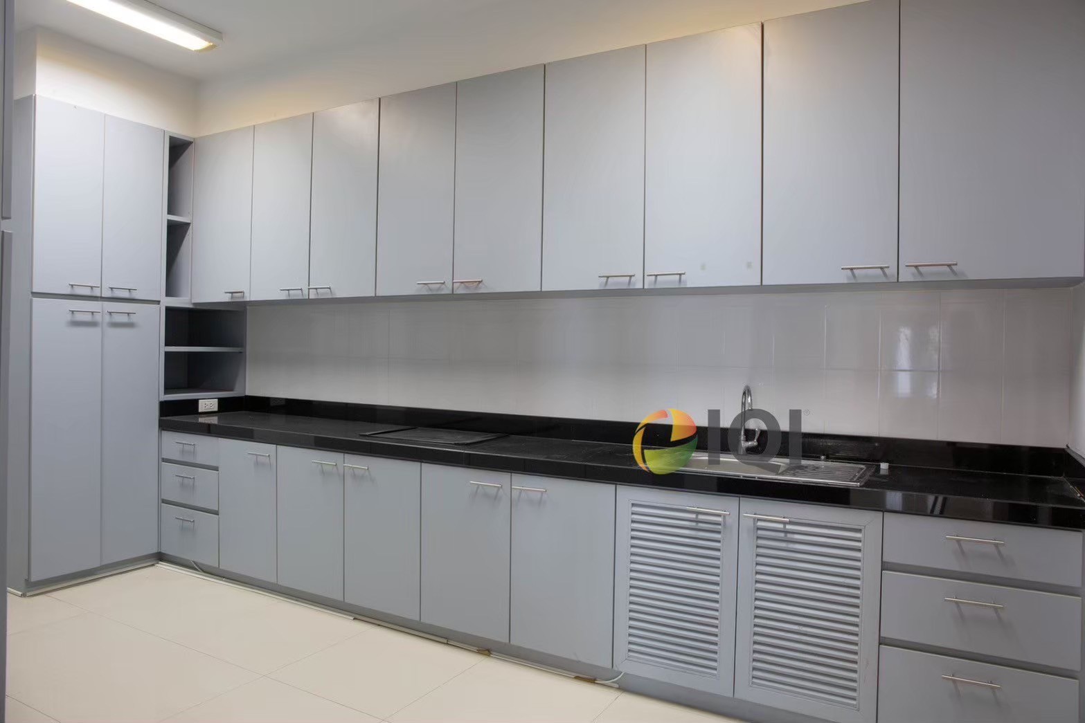 OFFICE FOR RENT KK CITY building image