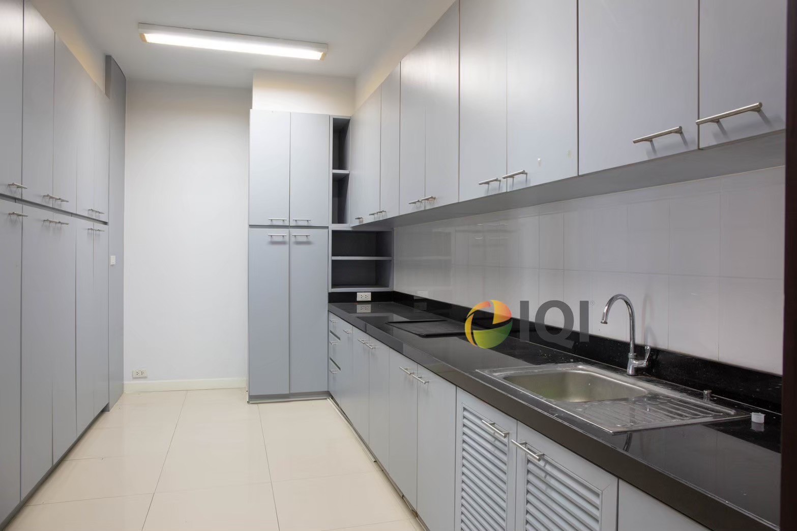 OFFICE FOR RENT KK CITY building image