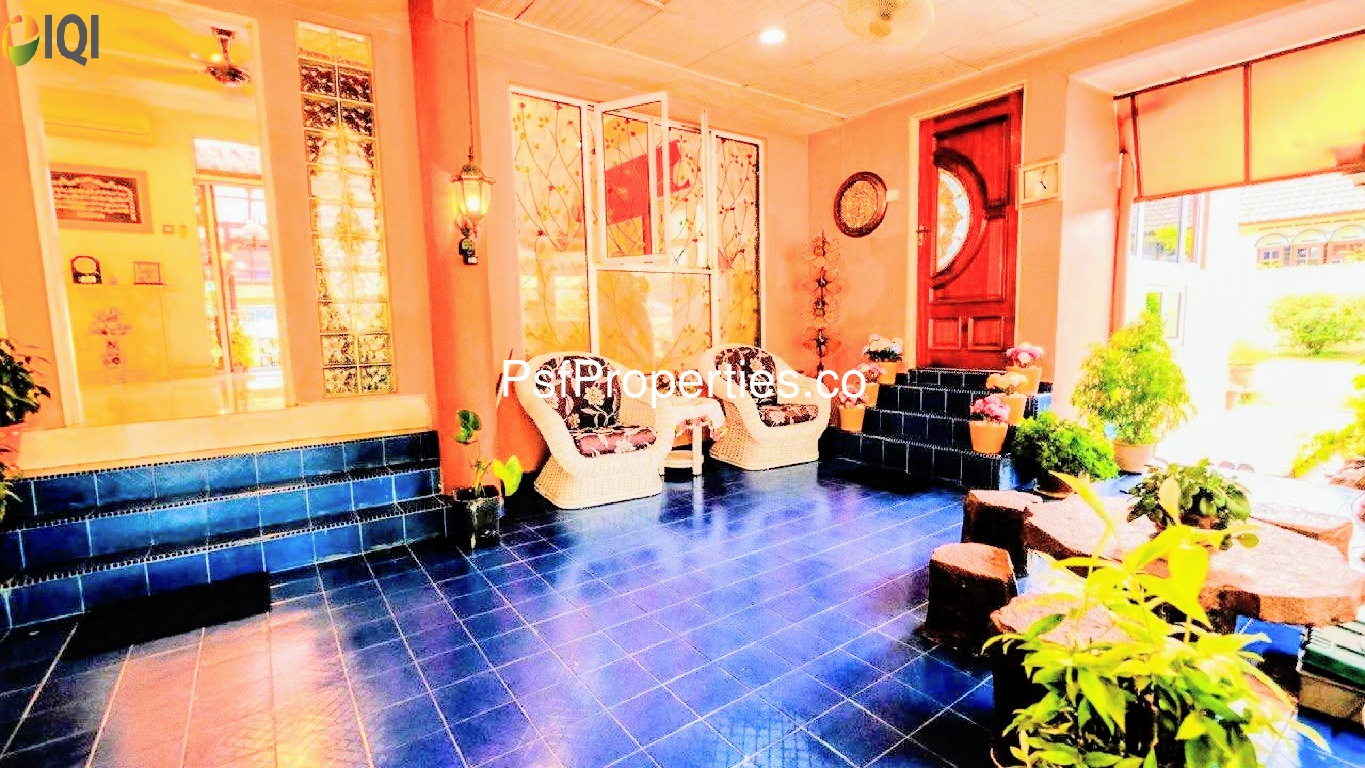 Bukit Jelutong image