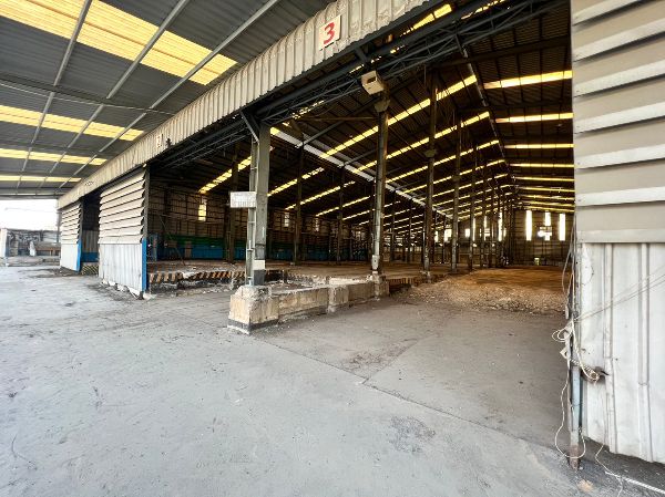 Factory for sale with buildings image