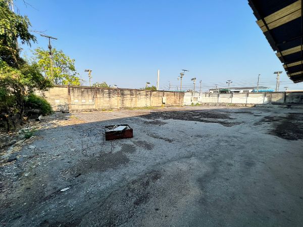 Factory for sale with buildings image